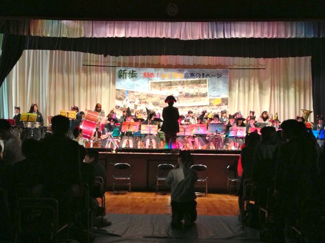 渡波中学校の文化祭で演奏会に参加
